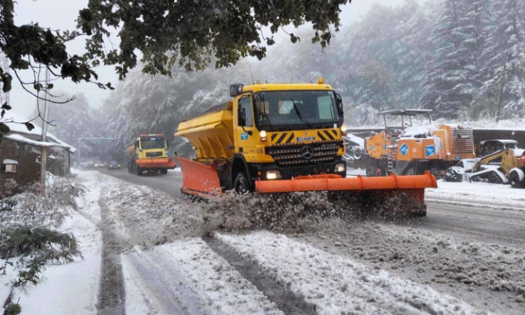 Дъжд и сняг във вторник